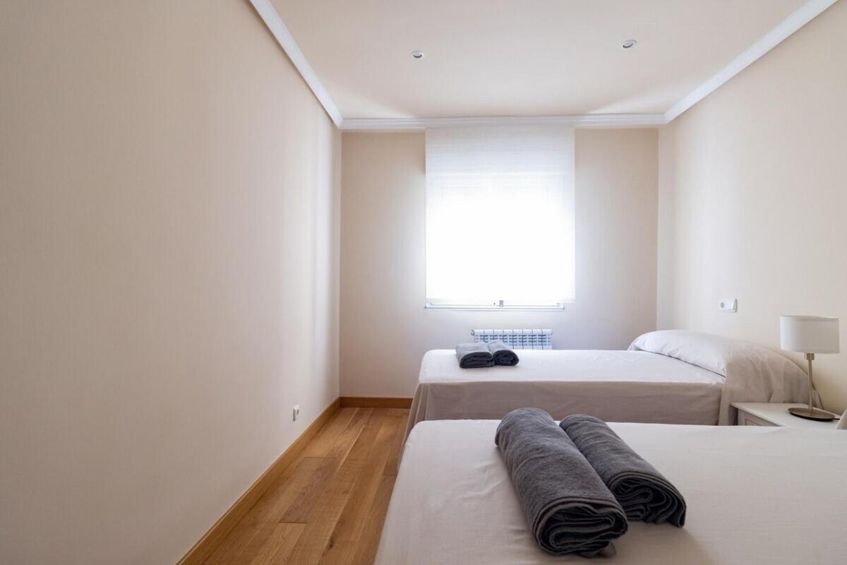 Apartamento Centro Gijon Con Parking Apartment Exterior photo