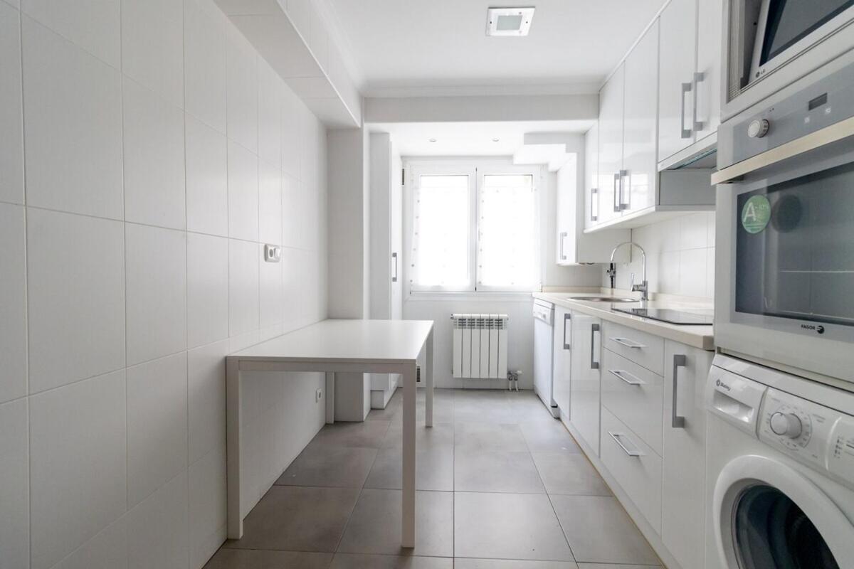 Apartamento Centro Gijon Con Parking Apartment Exterior photo